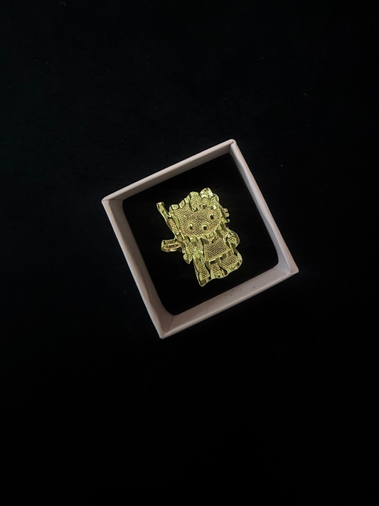 Bed Hello Kitty Nugget Ring